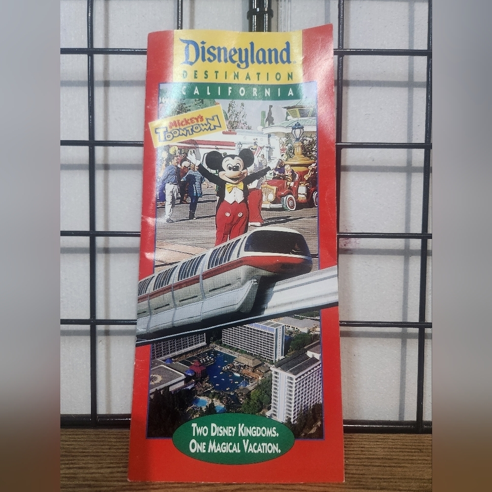 1990’s Disneyland Brochure Mickey’s Toontown RARE Mickey Mouse Passport VTG